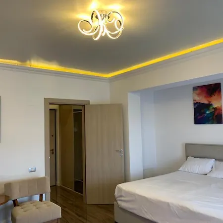 White Tower Residences * מאמאיה