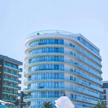 White Tower Residences דירה מאמאיה