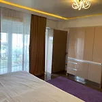 Apartment White Tower Residences *