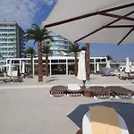 White Tower Residences Apartment *