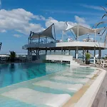 Apartment White Tower Residences *