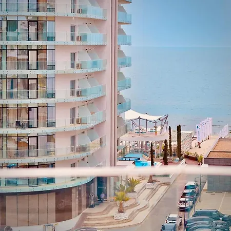 Apartment White Tower Residences *