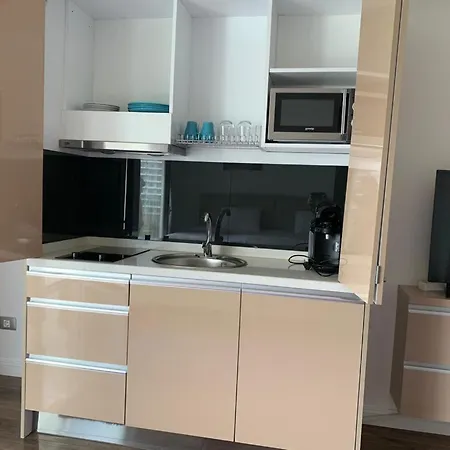 White Tower Residences Daire *