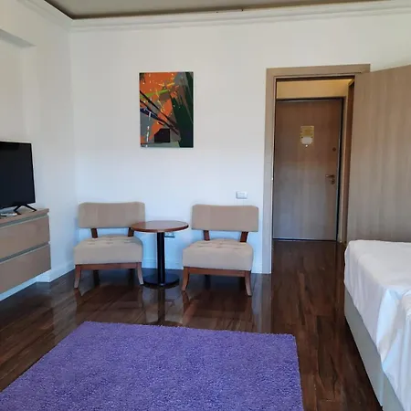 White Tower Residences Daire Mamaia