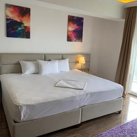 Apartment White Tower Residences *