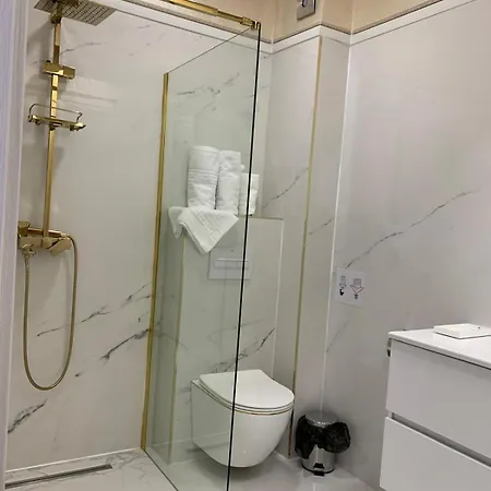 White Tower Residences Apartment Mamaia