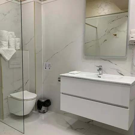 White Tower Residences Apartment