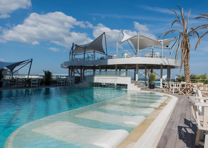 Apartment White Tower Residences *