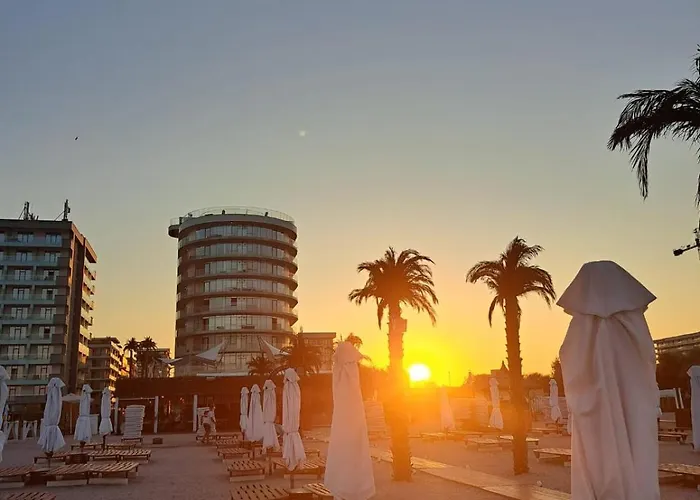 White Tower Residences Apartment Mamaia