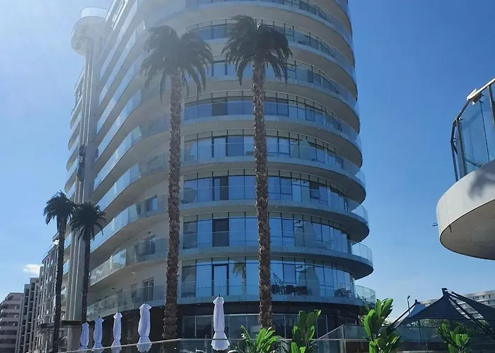 Apartment White Tower Residences