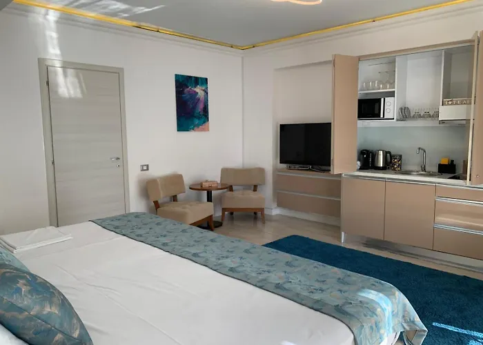 דירה White Tower Residences *