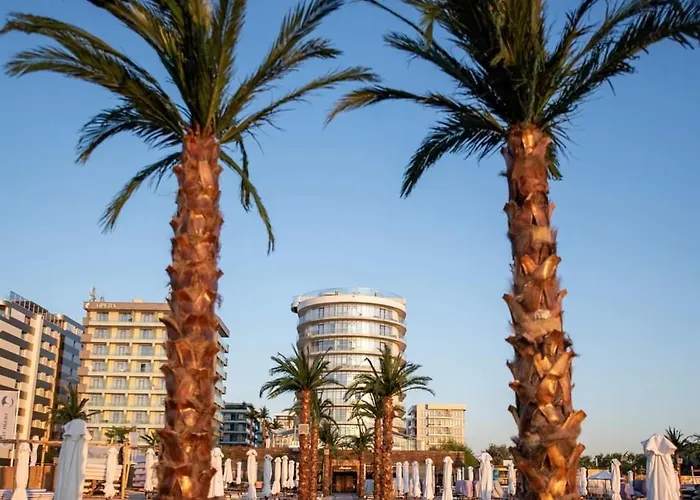 Apartment White Tower Residences Mamaia