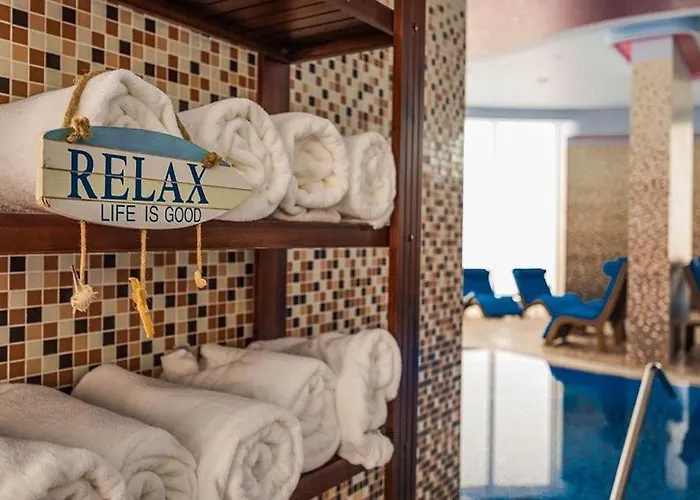 White Tower Residences * Mamaia