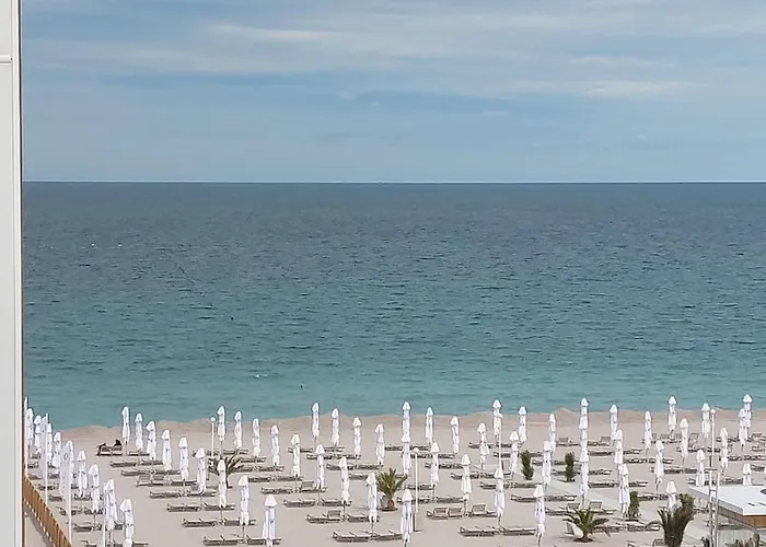 White Tower Residences Apartment *