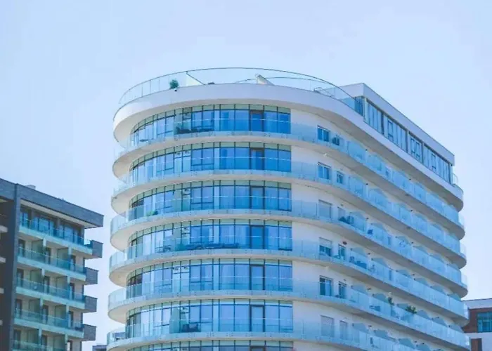 White Tower Residences Apartment Mamaia