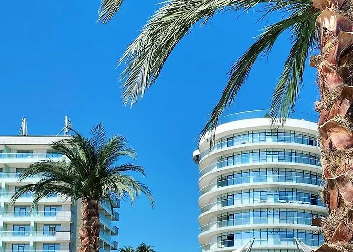 White Tower Residences * Mamaia