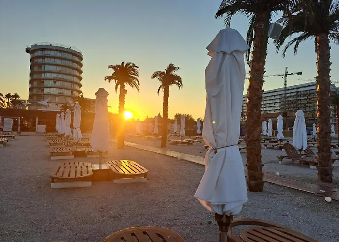 דירה White Tower Residences